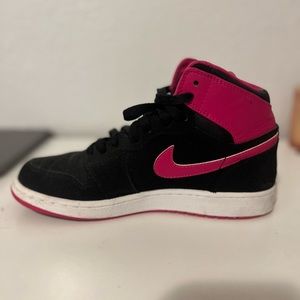 Jordan retro 1 high